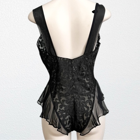 Vintage  Ethereal Designer Sample Ruffle Bottom Teddy Bodysuit Blk Burnout SZ S - Picture 6 of 9